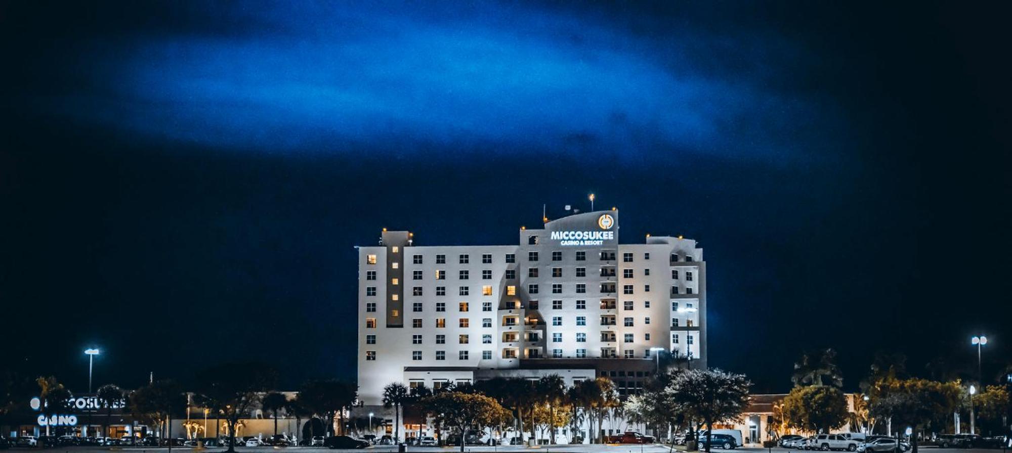 Miccosukee Casino & Resort (Adults Only) Tamiami Bagian luar foto